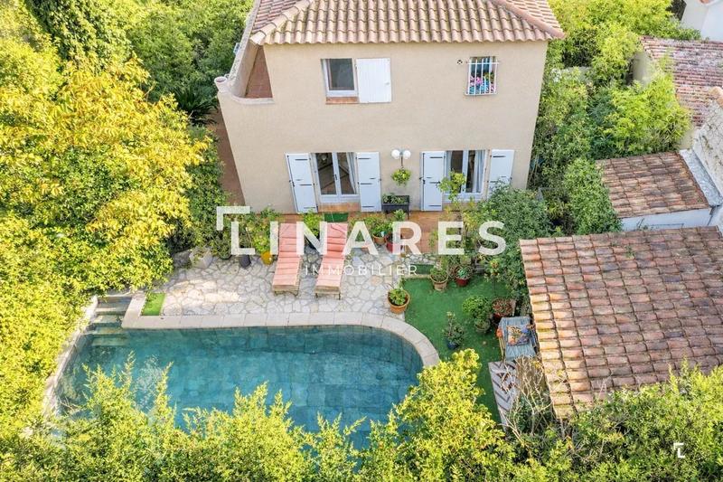 Maison - 145 m² - 6 pièces