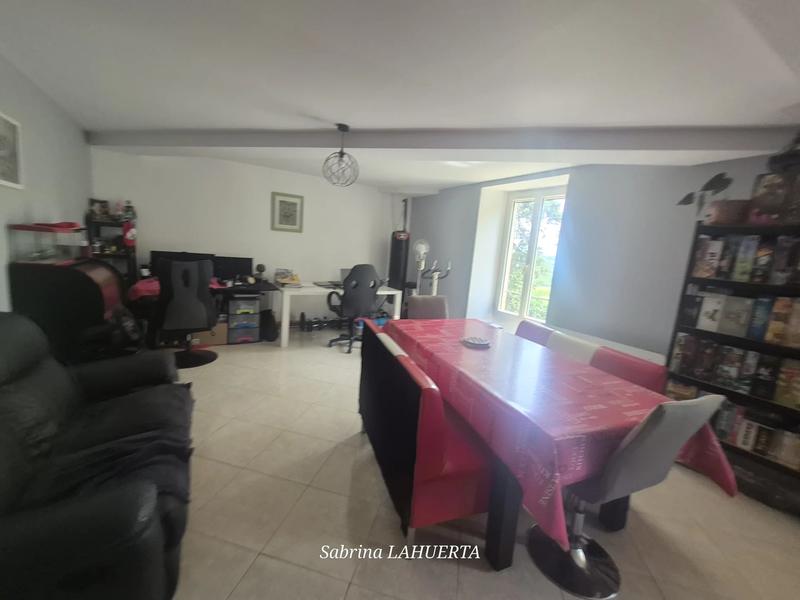 Maison - 92 m² - 3 pièces