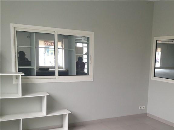 Local commercial - 1 056 m²