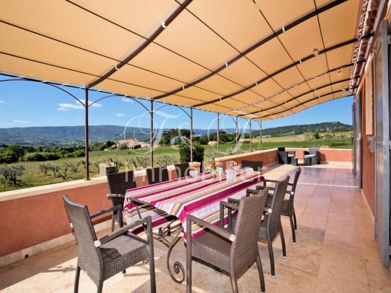 Propriété - 130 m²