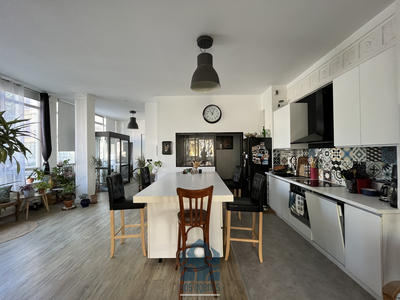 Appartement - 121 m² - 5 pièces