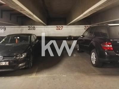 Parking / Garage - 11 m²