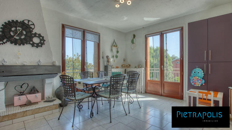 Maison - 137 m² - 4 pièces