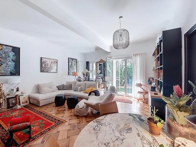 Appartement - 110 m² - 4 pièces