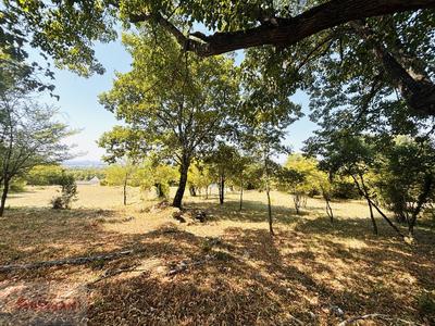 Terrain constructible - 1 370 m²