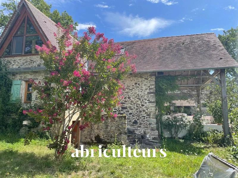 Maison de village - 160 m² - 9 pièces