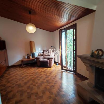 Maison - 163 m² - 6 pièces