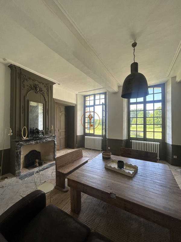 Manoir - 310 m² - 9 pièces