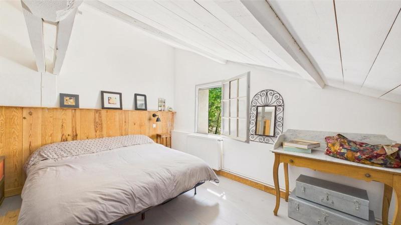Maison chambre d'hôtes - 175 m² - 7 pièces