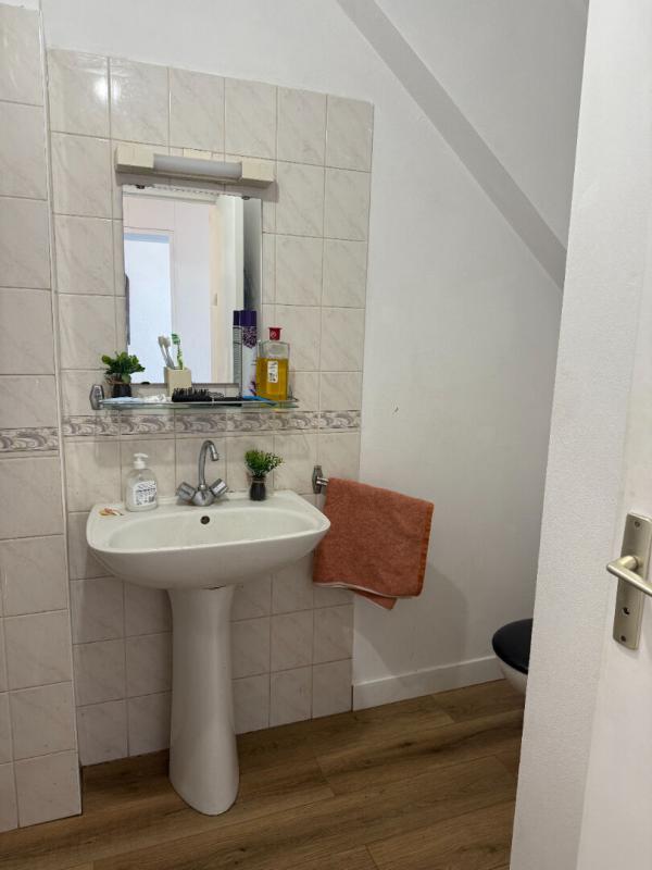 Studio - 25 m² - 1 pièce