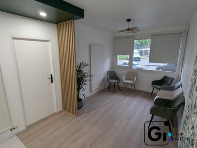 Bureau - 11 m² - 1 pièce