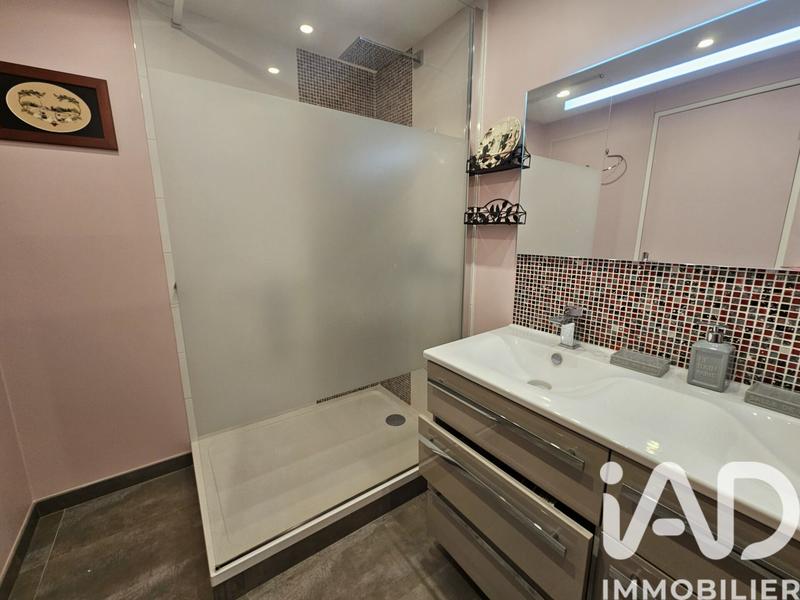 Appartement - 92 m² - 3 pièces