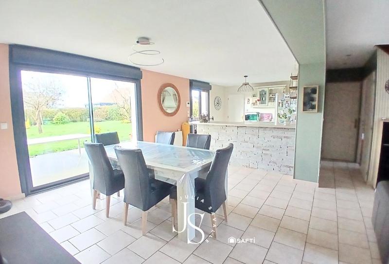 Maison - 100 m² - 5 pièces