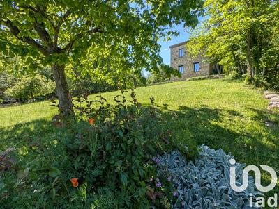 Maison - 195 m² - 8 pièces