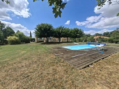 Maison - 153 m² - 4 pièces