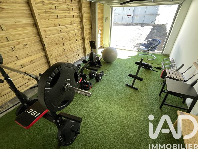 Maison de ville - 147 m² - 9 pièces