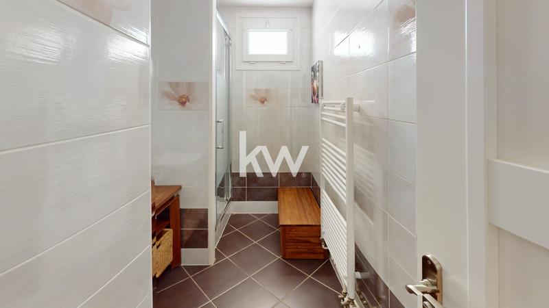 Maison - 142 m² - 6 pièces