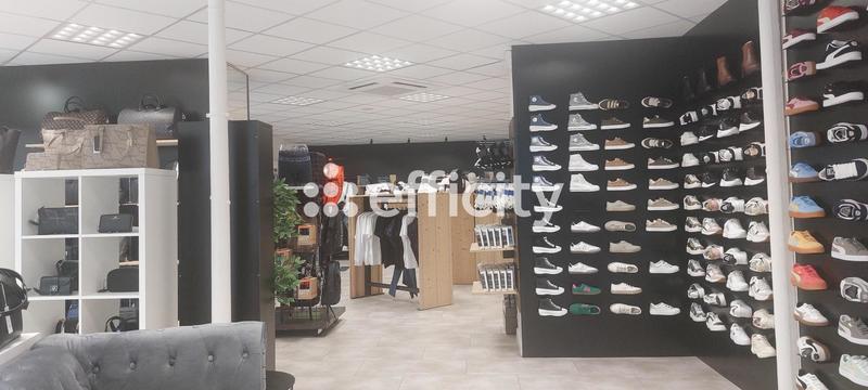 Fonds de commerce - 240 m²