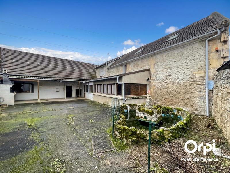 Maison - 171 m² - 6 pièces