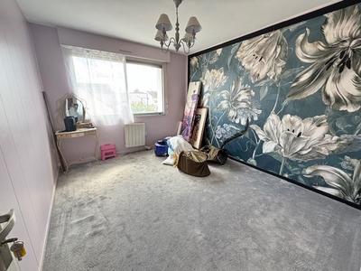 Appartement - 120 m² - 5 pièces