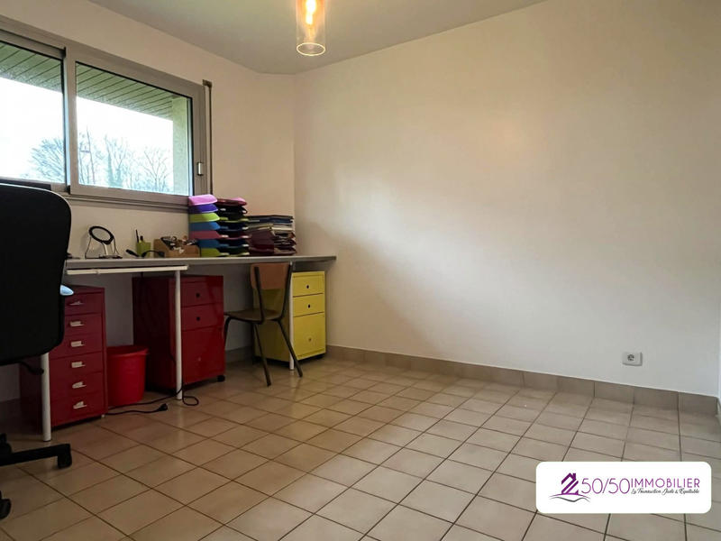 Maison - 85 m² - 5 pièces