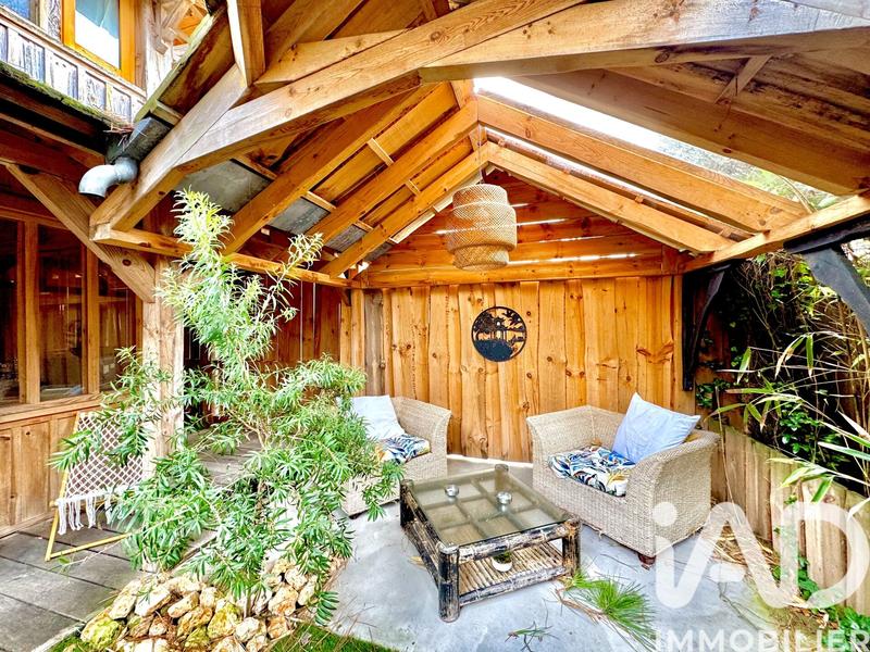 Maison - 98 m² - 5 pièces