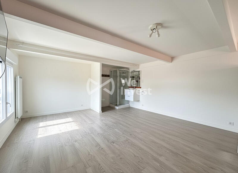 Maison traditionnelle - 171 m² - 7 pièces