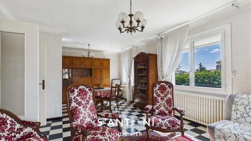 Maison - 145 m² - 6 pièces