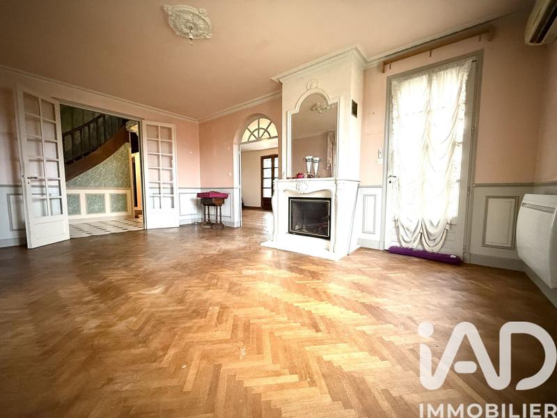 Maison - 190 m² - 8 pièces