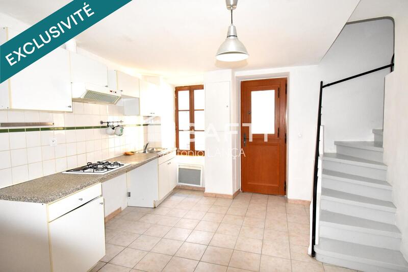 Maison - 90 m² - 5 pièces