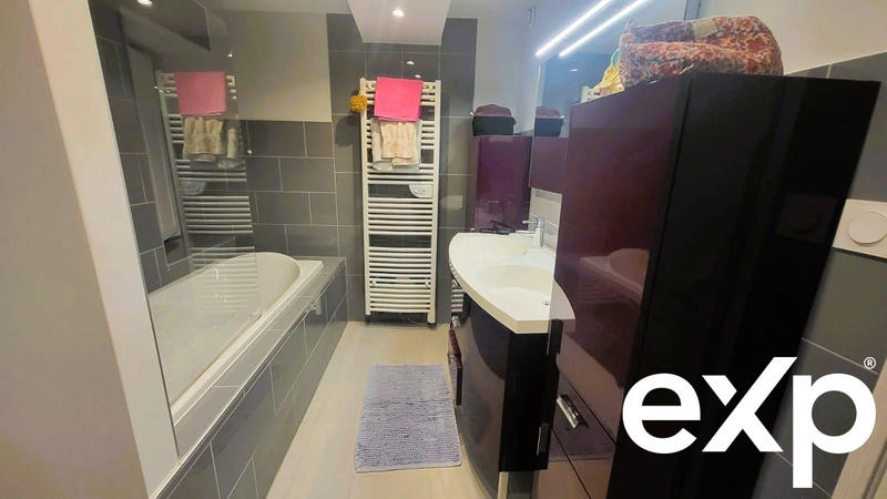 Maison - 105 m² - 4 pièces