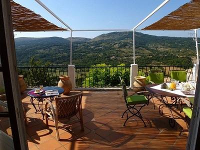 Maison de village - 393 m² - 15 pièces