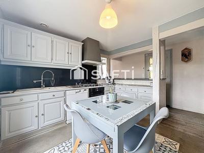 Maison - 147 m² - 5 pièces