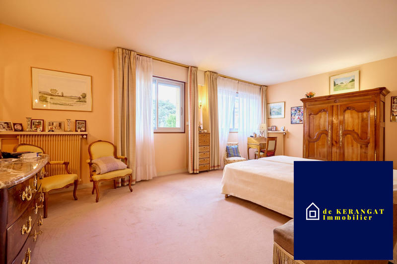 Appartement - 207 m² - 5 pièces