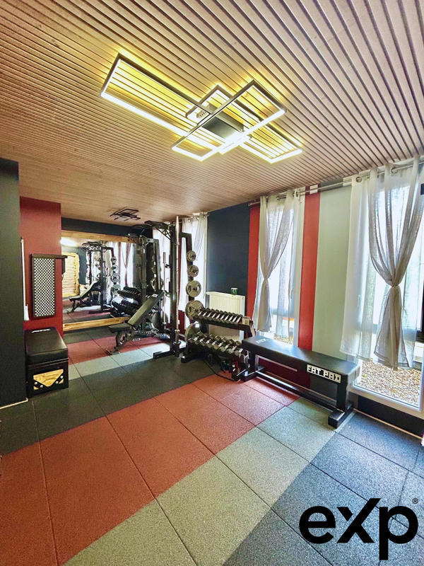 Appartement - 64 m² - 2 pièces