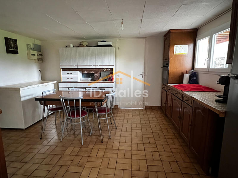 Maison - 91 m² - 5 pièces