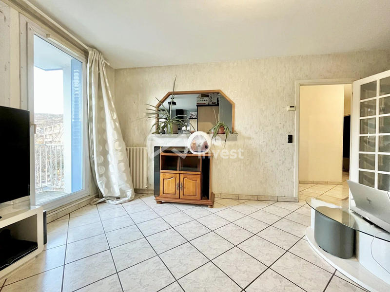 Appartement - 79 m² - 4 pièces