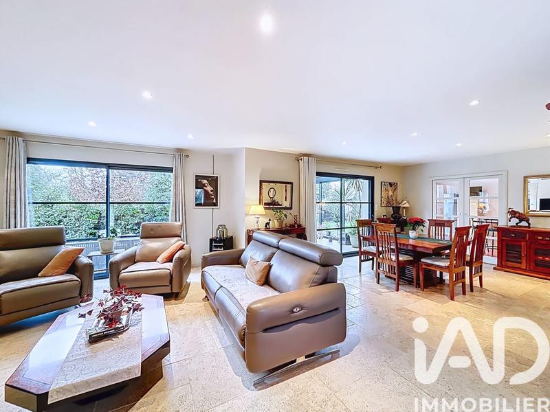 Maison - 185 m² - 6 pièces