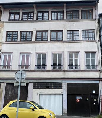 Appartement - 100 m² - 3 pièces