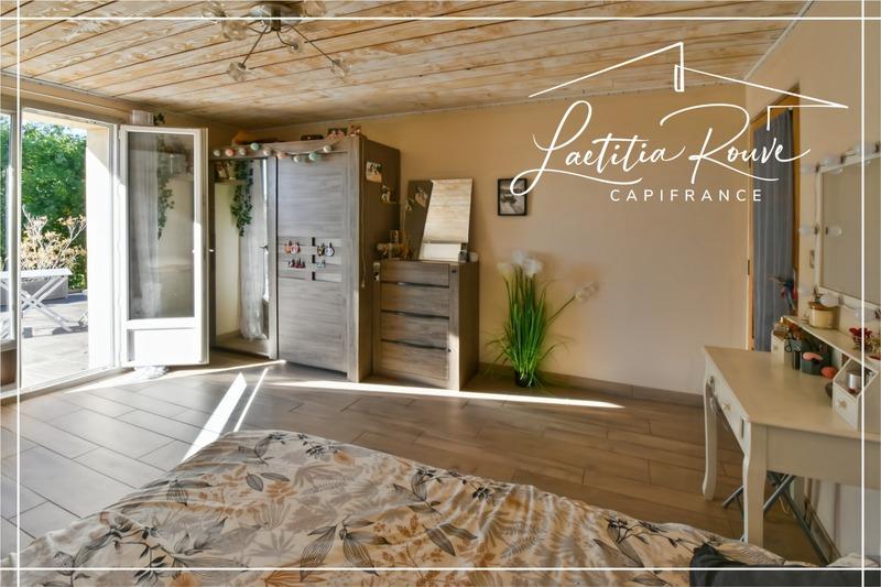 Maison - 370 m² - 8 pièces