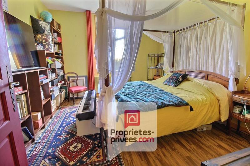 Maison - 140 m² - 6 pièces