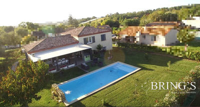 Maison - 123 m² - 5 pièces