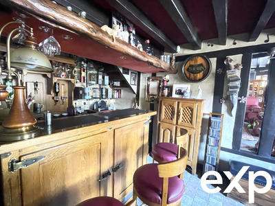 Maison ancienne - 167 m² - 8 pièces