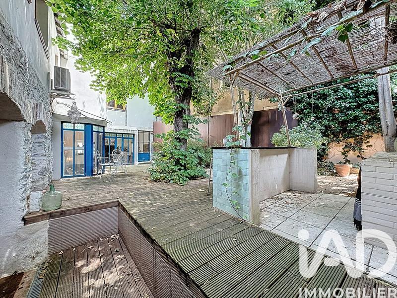 Maison - 180 m² - 8 pièces