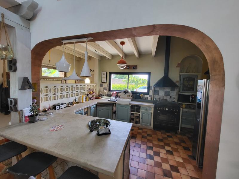 Maison - 177 m² - 7 pièces