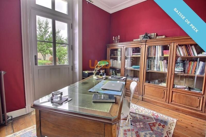 Maison bourgeoise - 217 m² - 6 pièces