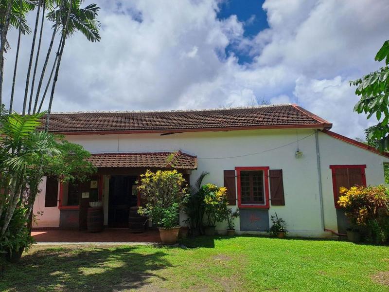 Villa - 264 m² - 5 pièces