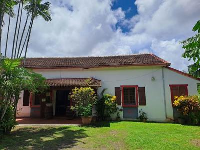 Villa - 264 m² - 5 pièces