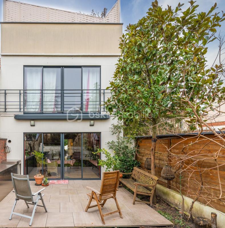 Maison de ville - 144 m² - 6 pièces