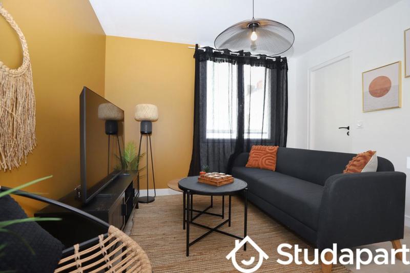 Chambre - 12 m² - 1 pièce